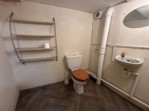 Photo 7- click for photo gallery